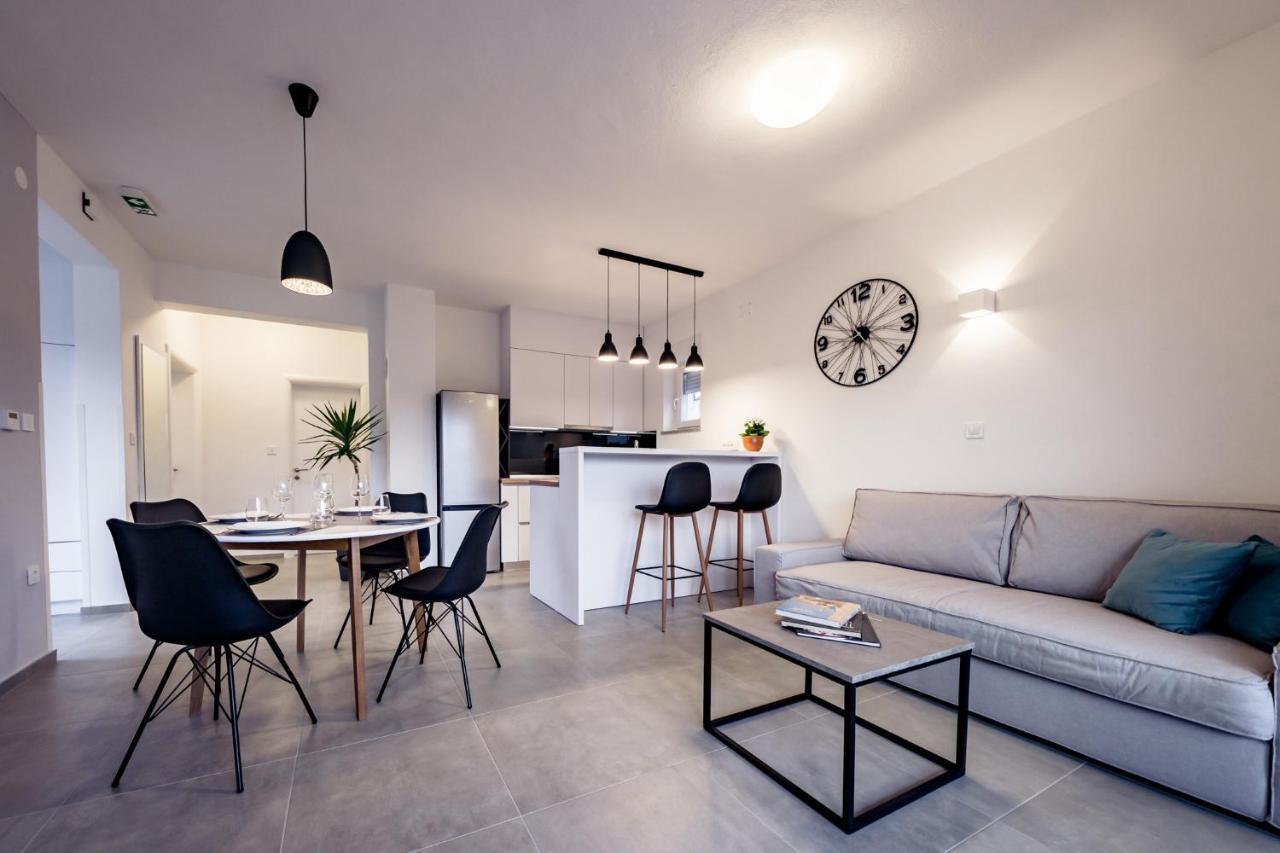 Apartmani Villa Zora Lopar Eksteriør billede